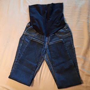 Over the belly maternity jeggings